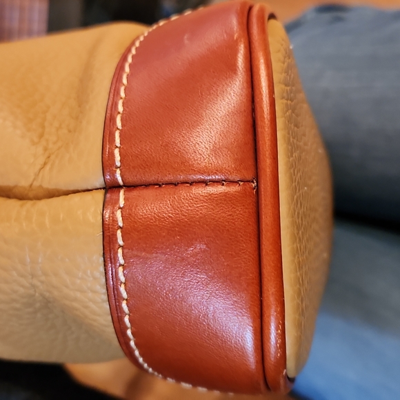 Dooney and Bourke Purse - Picture 8 of 9